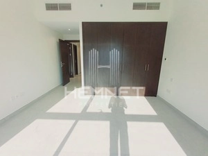 N S Building