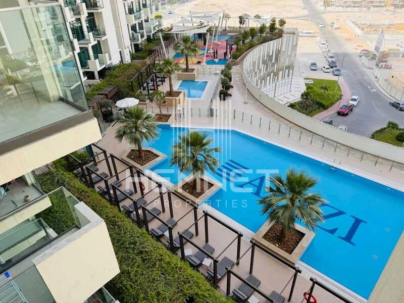 Farhad Azizi Residence